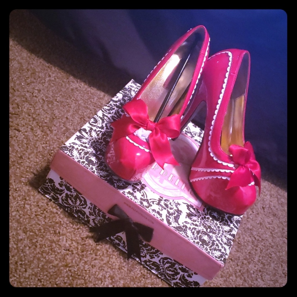 Bordello platform heels